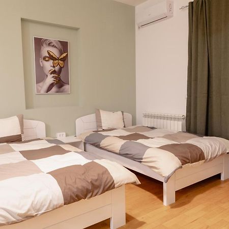 Airmi Hotel Surčin 외부 사진