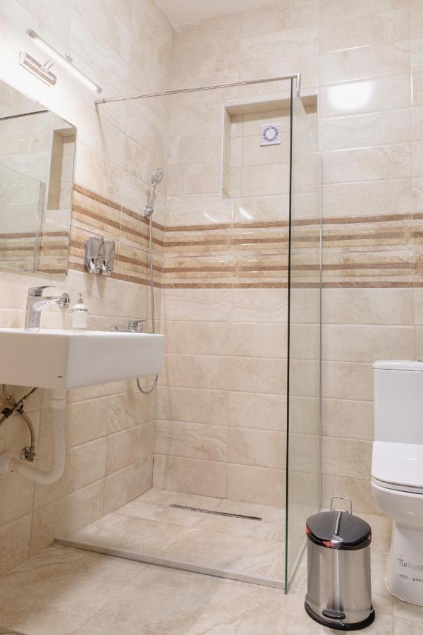 Airmi Hotel Surčin 외부 사진