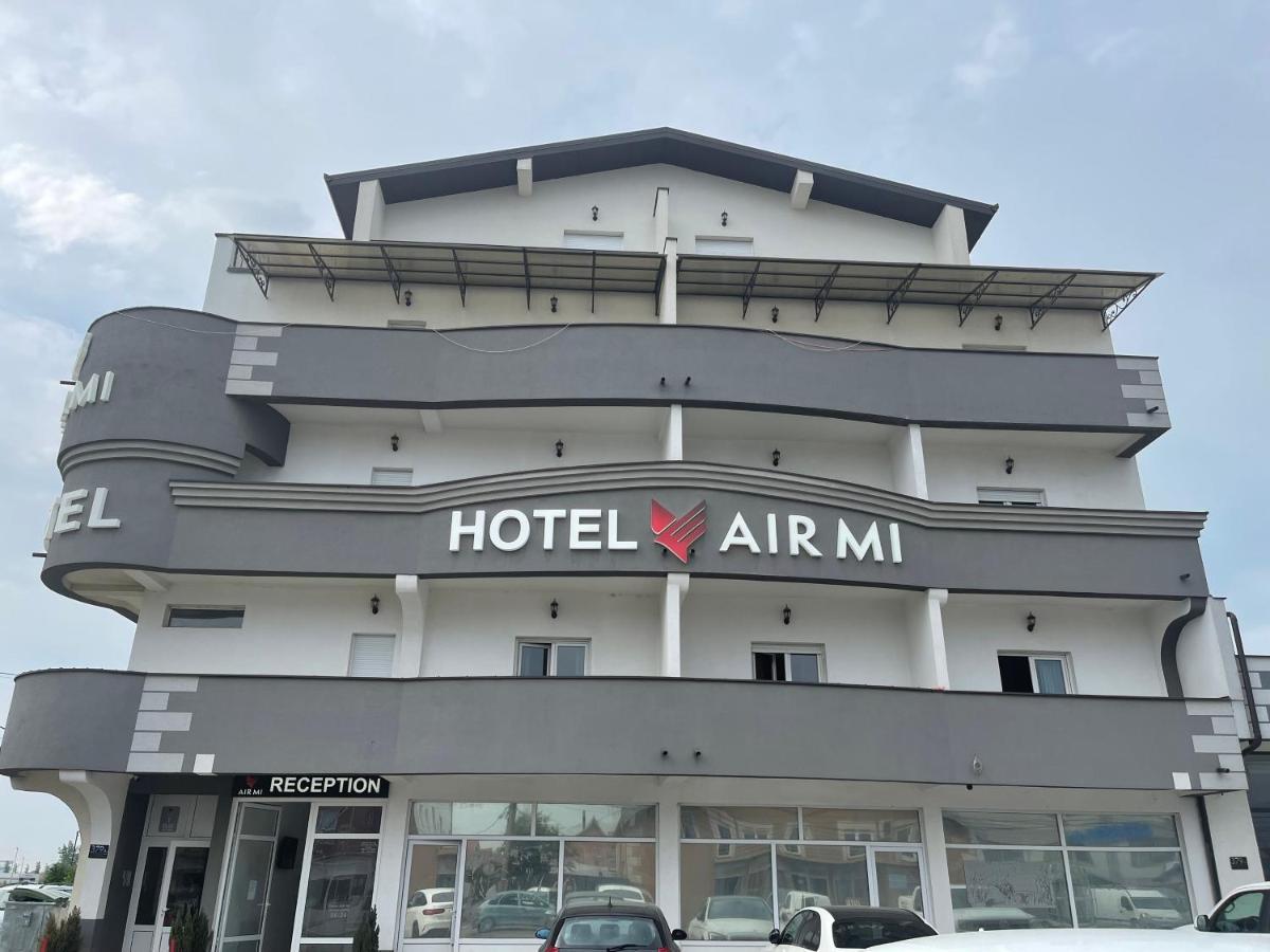 Airmi Hotel Surčin 외부 사진